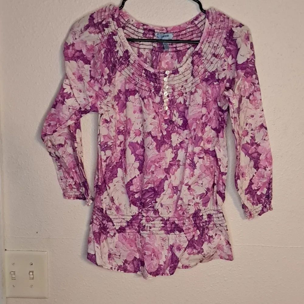 IZOD blouse size medium